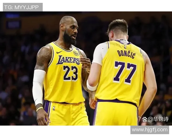 “双子星”合砍62分 湖人轻取黄蜂 “双子星”合砍62分 湖人轻取黄蜂