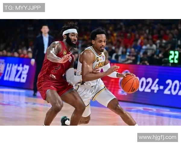 生涯第五次三双！布朗全场18投10中，砍下23分15板13助